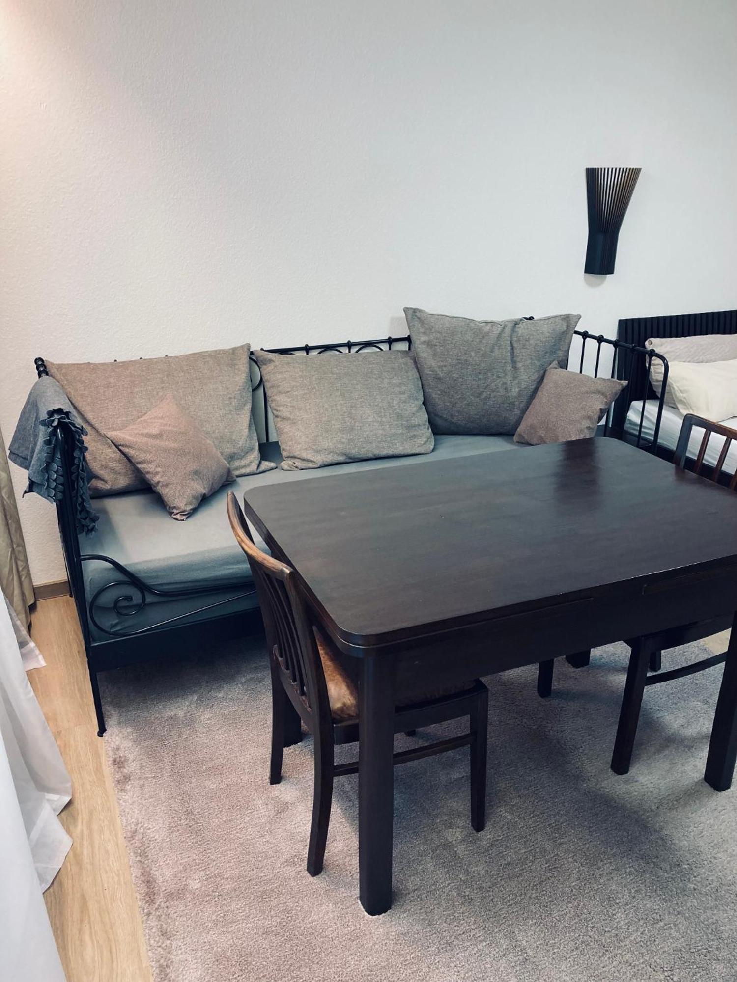 Free Apartment - Ermstal Bad Urach Buitenkant foto
